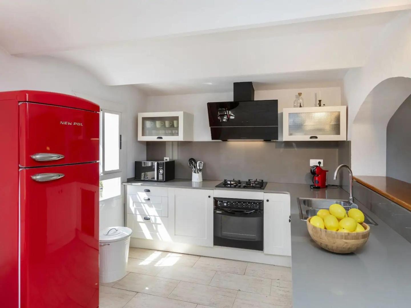 Casa Canyet Con Piscina A Un Paso De Barcelona Y La Playa Badalona Luaran gambar